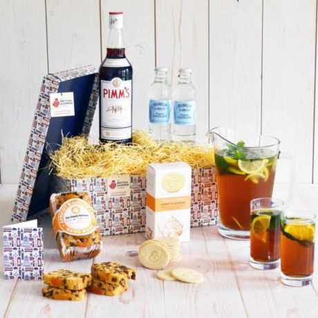 Garden-Party-Pimms-Hamper-from-The-British-Hamper-Company-Main-Image