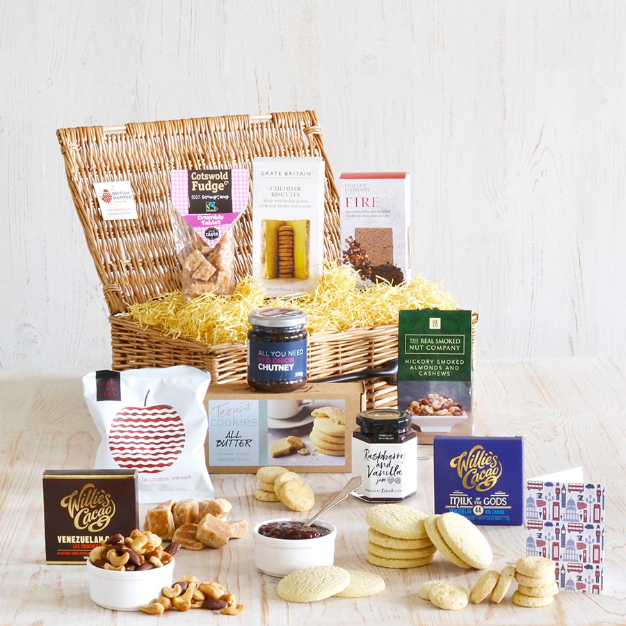 Luxury Family Sharing Hamper made by The British Hamper Company Main Image 900
